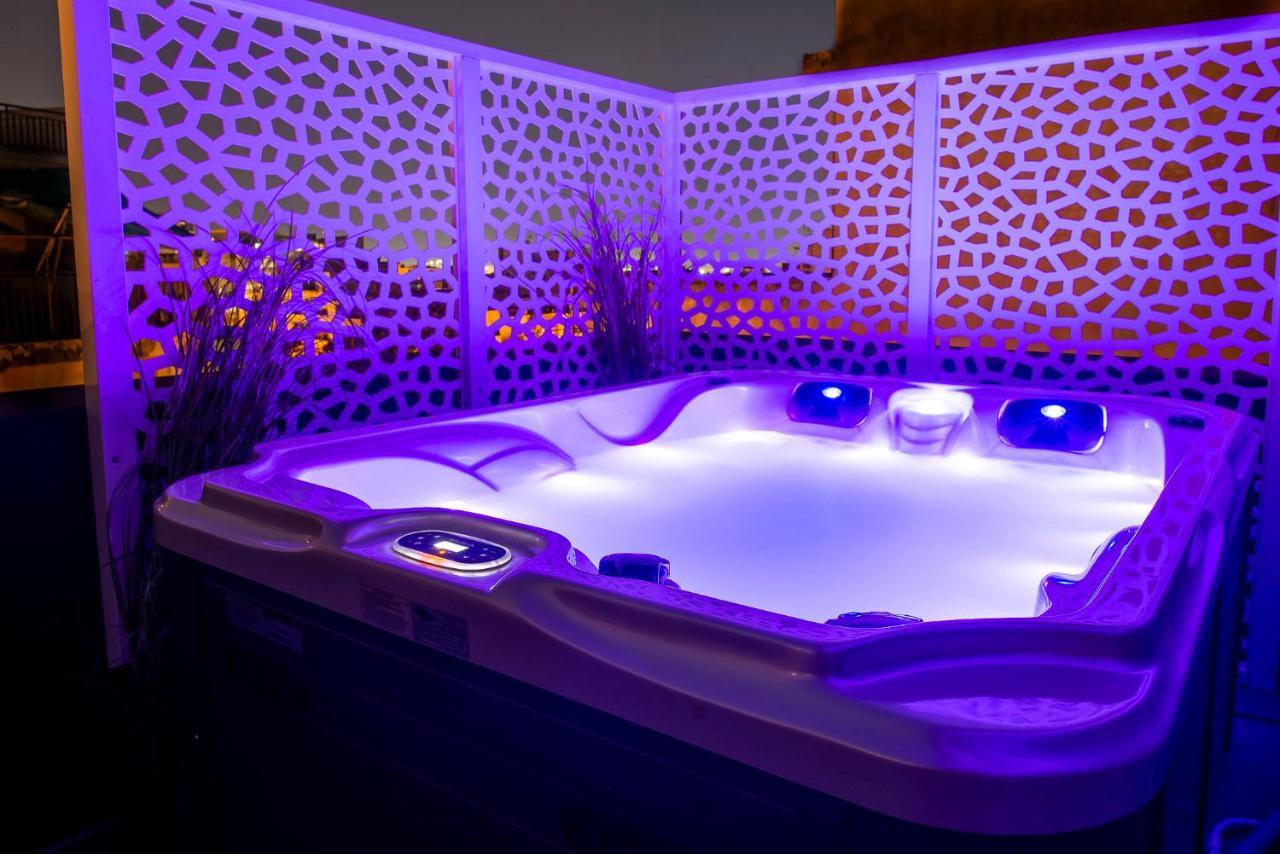 Апартаменты Luxury Penthouse With Acropolis View And Jacuzzi Афины Экстерьер фото